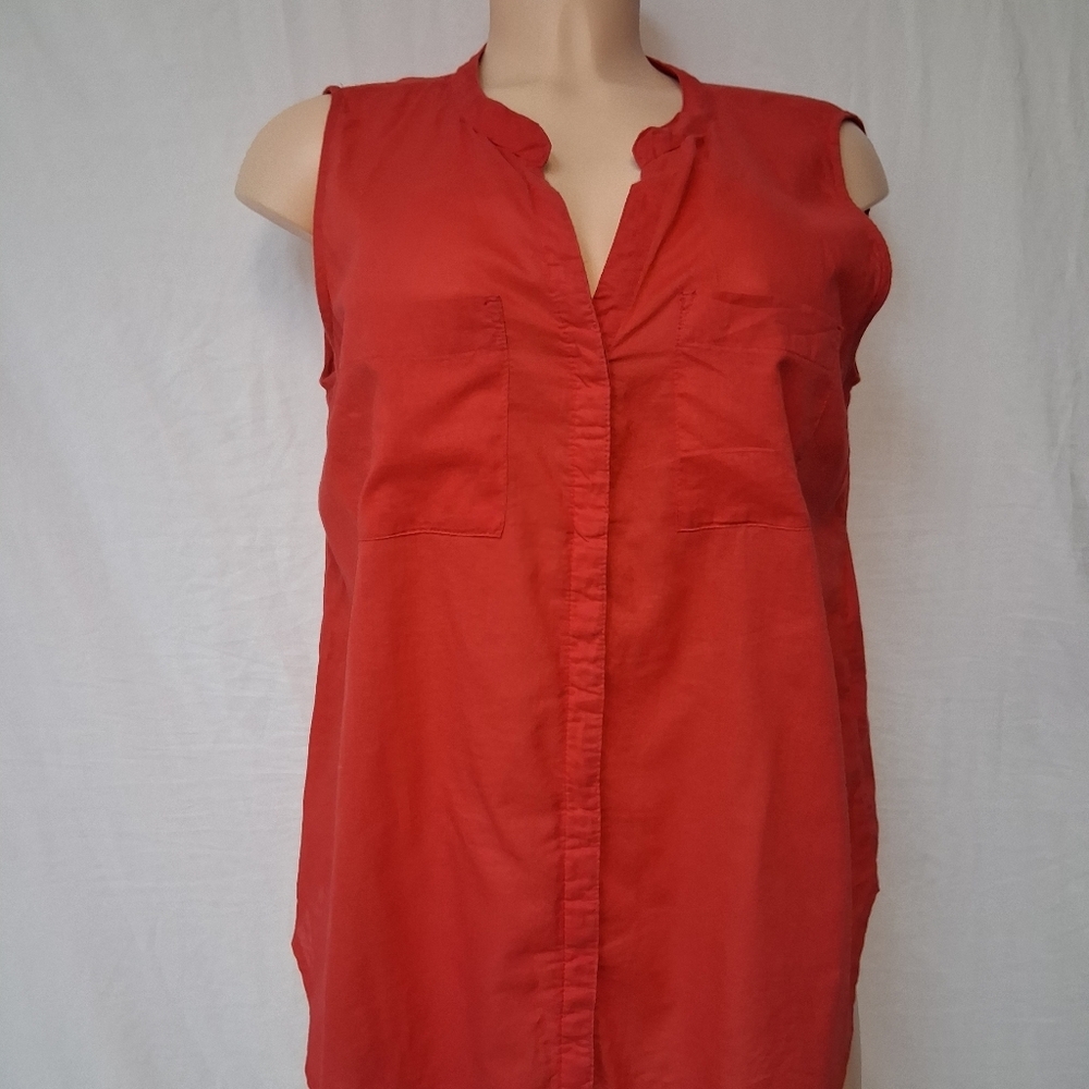 GAP Scarlet Sleeveless Blouse Size M